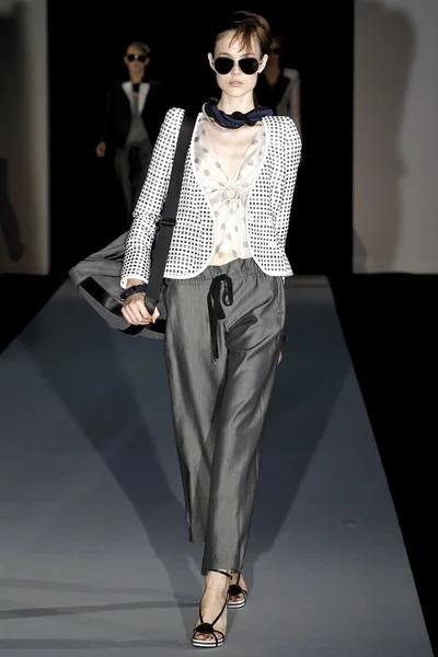 Look 38